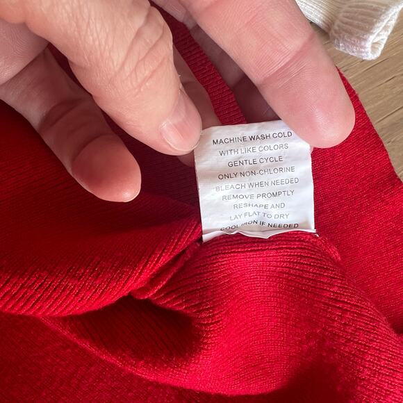 SMILING PINKER - Girls
Peter Pan Collar Sweater Dress - Red - Approx Size 6 - Picture 5 of 11